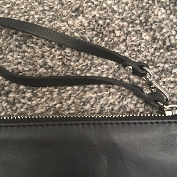 Gianni Chiarini Firenze black wristlet with detachable strap - Picture 4 of 5